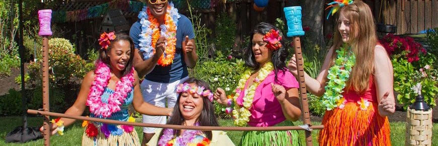 Come organizzare una festa hawaiana: idee per un party a tema